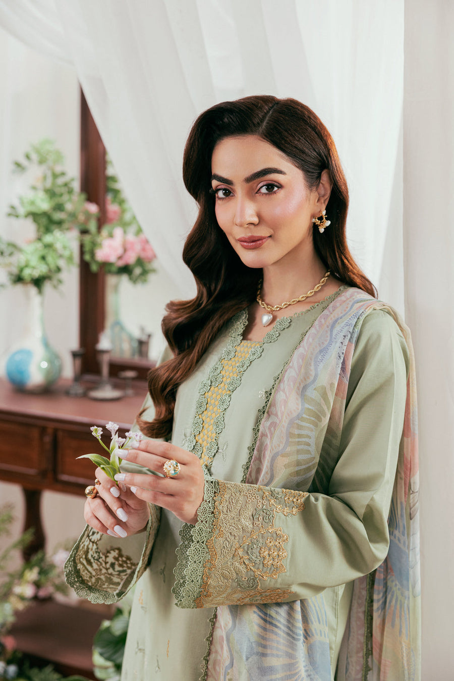 Zync by Florent Luxury Lawn Unstitched Embroidered 3Pc Suit FZL-8A