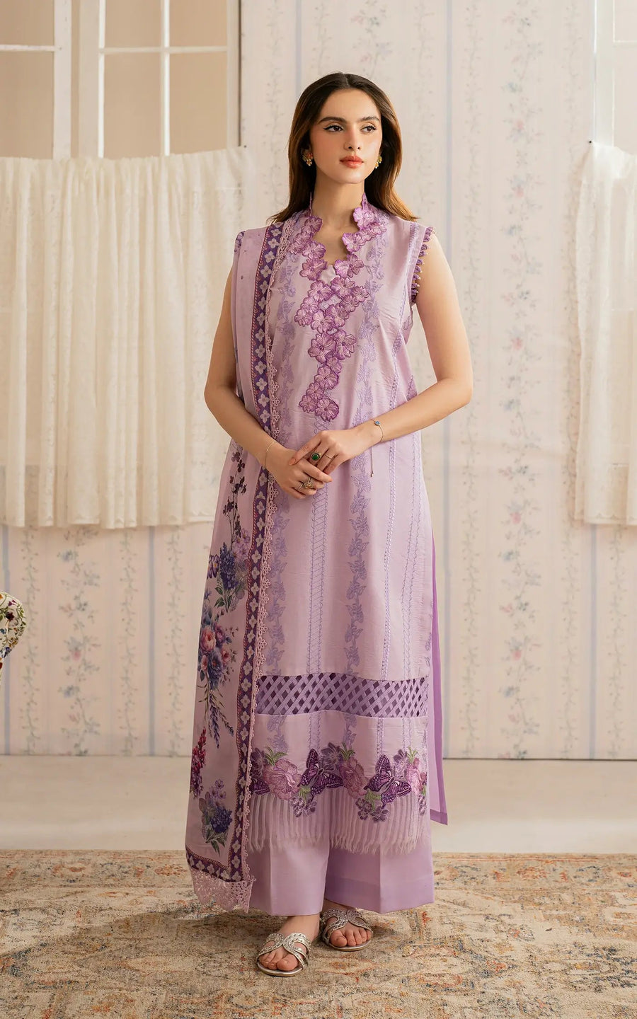 Asifa & Nabeel Meraki Vintage Embroidered Lawn Unstitched 3Pc Suit MVL25-17 Faakhta