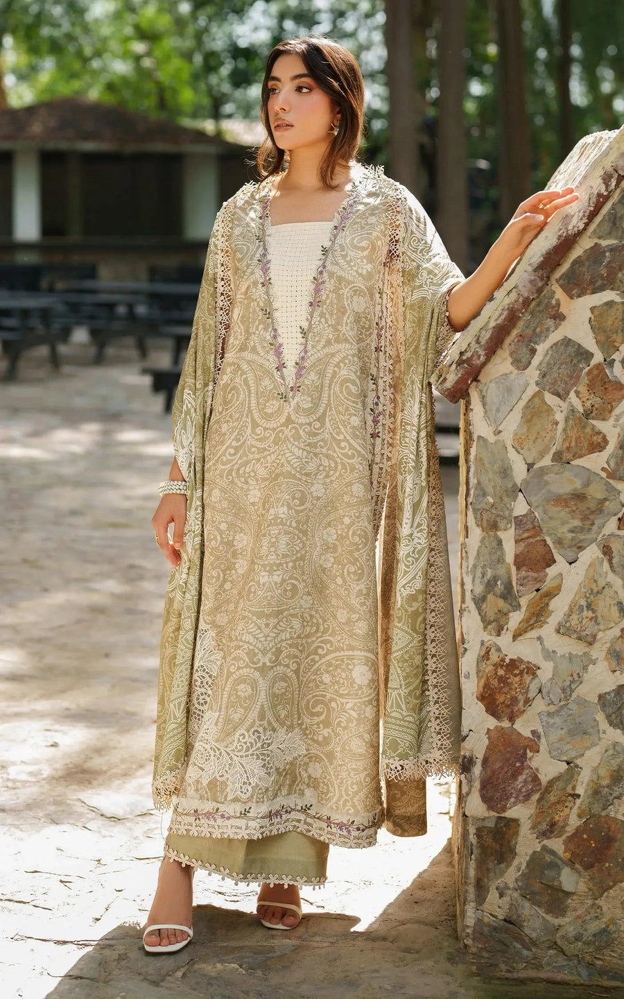 Asifa & Nabeel Meraki Embroidered Viscose Unstitched 3Pc Suit - Frozen Dew