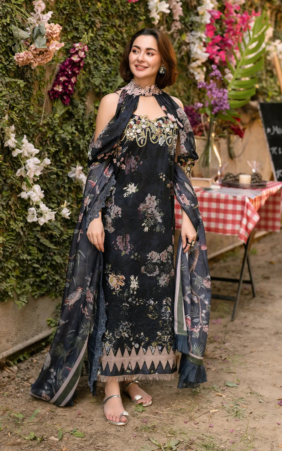 Asifa & Nabeel Gulkari Embroidered Lawn Unstitched 3Pc Suit GKL-02 Meadow Breeze