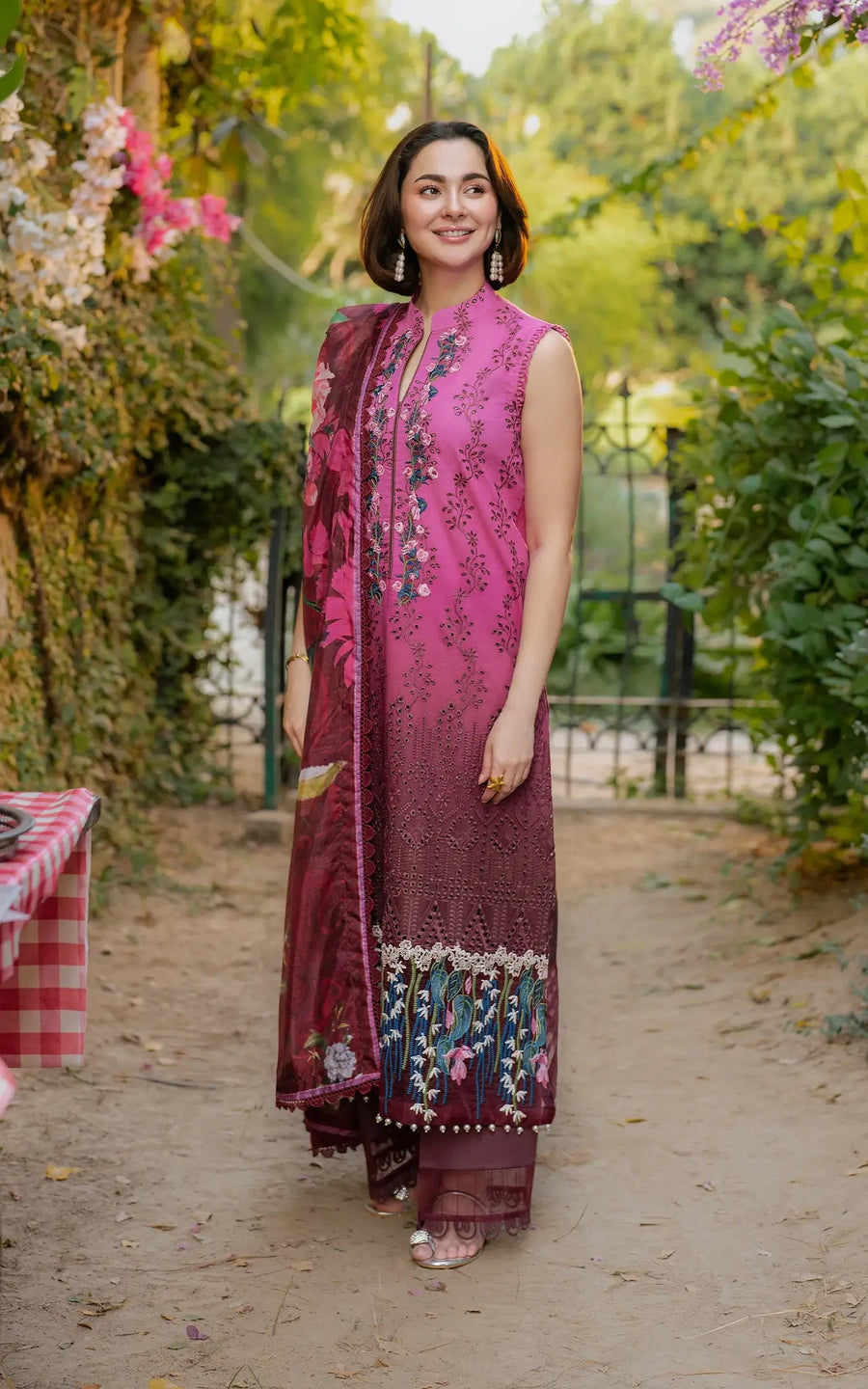 Asifa & Nabeel Gulkari Embroidered Lawn Unstitched 3Pc Suit GKL-13 Sunkissed Garden