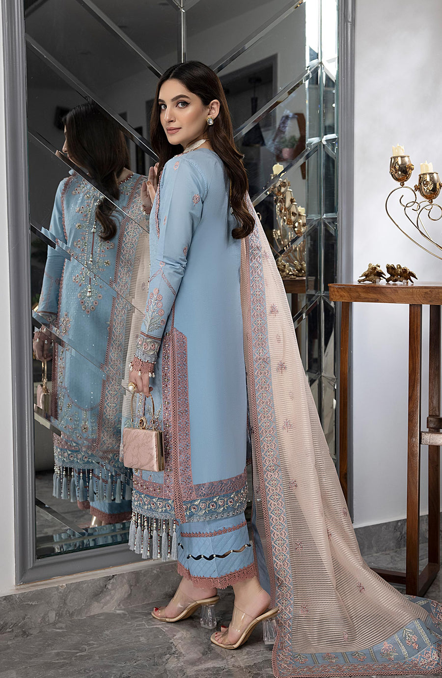 Glare by Razab Hand Made Embroidered Lawn Unstitched 3Pc Suit GLA-004 HM