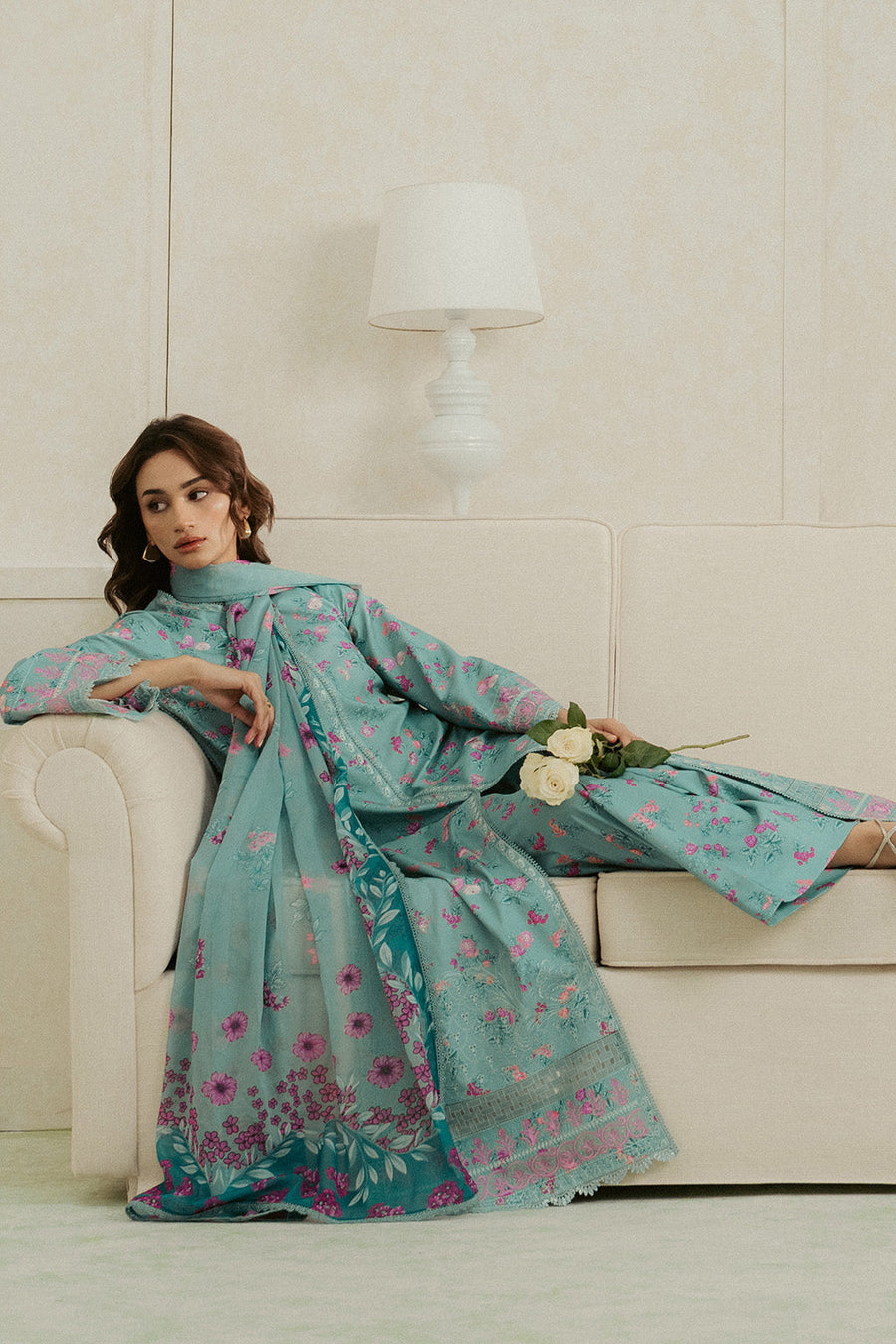 Ayzel Amore Embroidered Unstitched Lawn 3Pc Suit - GLEAM