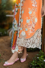 Mushq Hemline The Secerat Garden Unstitched Lawn 3Pc Suit - Silent Petals