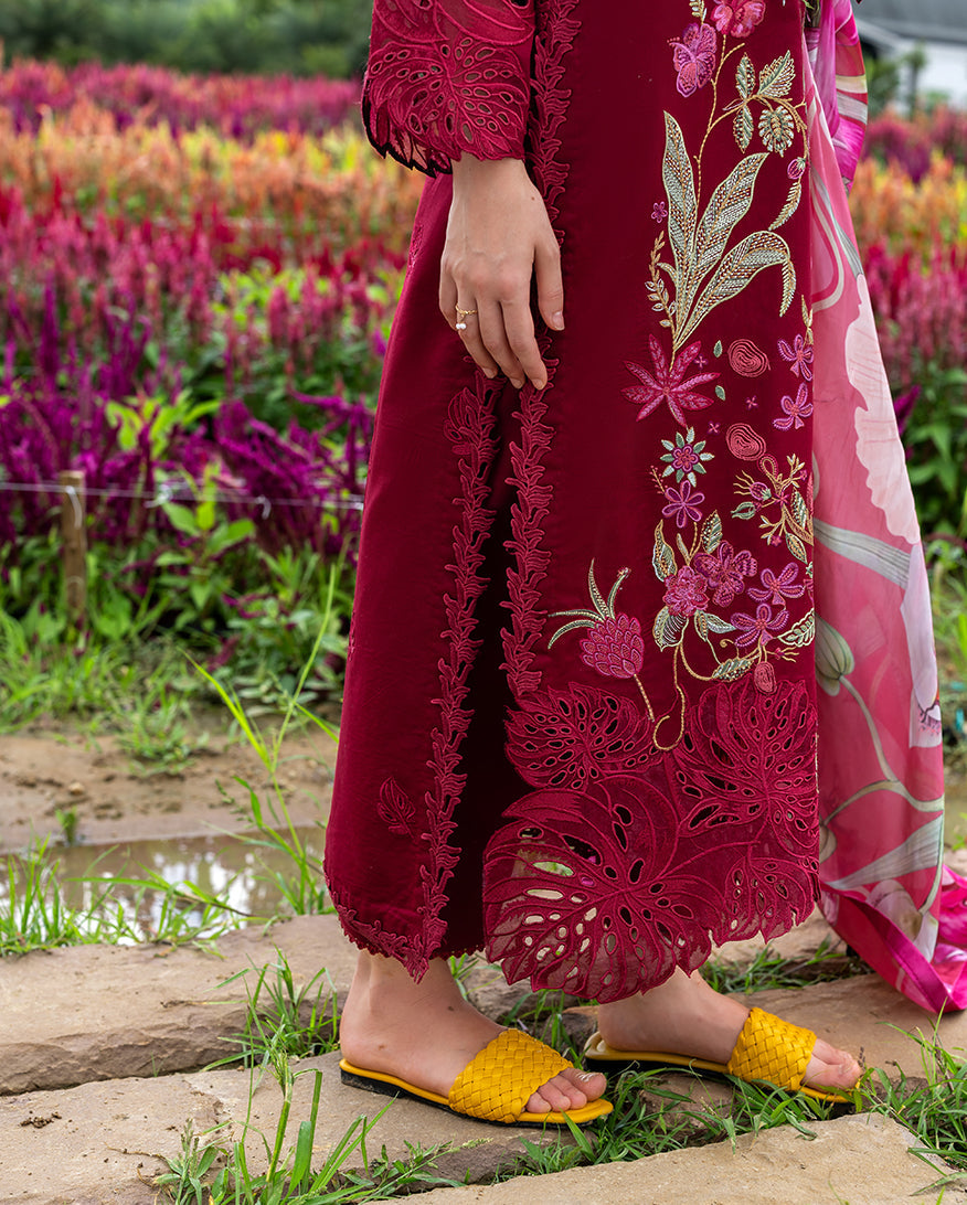 Mushq Hemline The Secerat Garden Unstitched Lawn 3Pc Suit - Aurora Petals