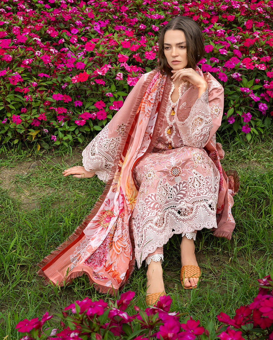 Mushq Hemline The Secerat Garden Unstitched Lawn 3Pc Suit - Peach Blossom