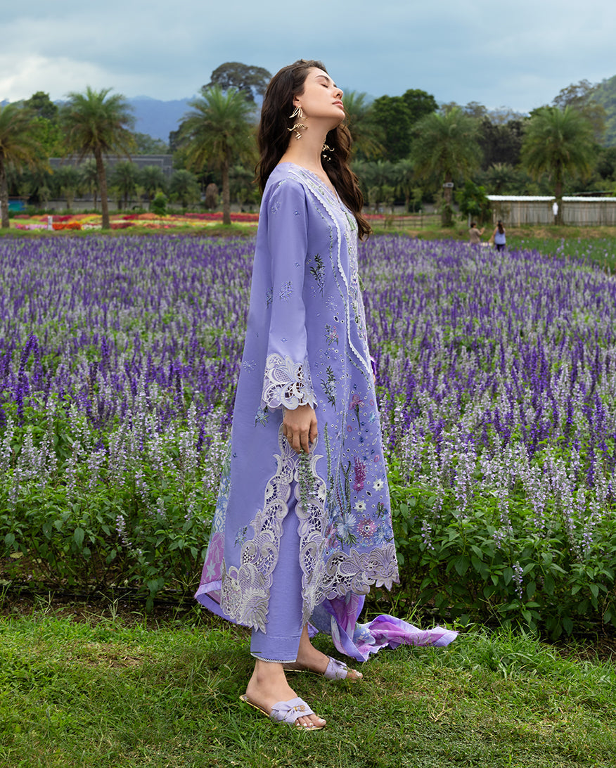 Mushq Hemline The Secerat Garden Unstitched Lawn 3Pc Suit - Daisy Reverie