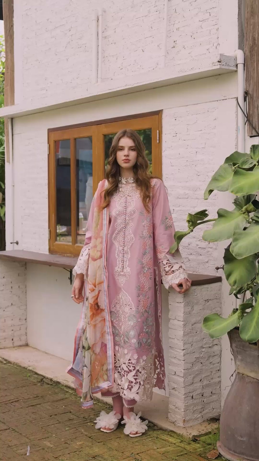 Mushq Hemline The Secerat Garden Unstitched Lawn 3Pc Suit - Secret Petals