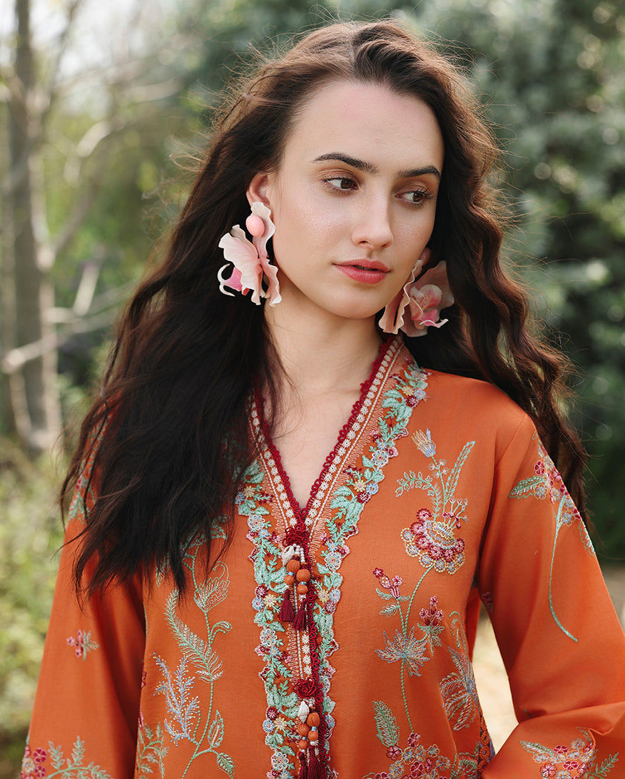 Mushq Hemline The Secerat Garden Unstitched Lawn 3Pc Suit - Rosearie Dream
