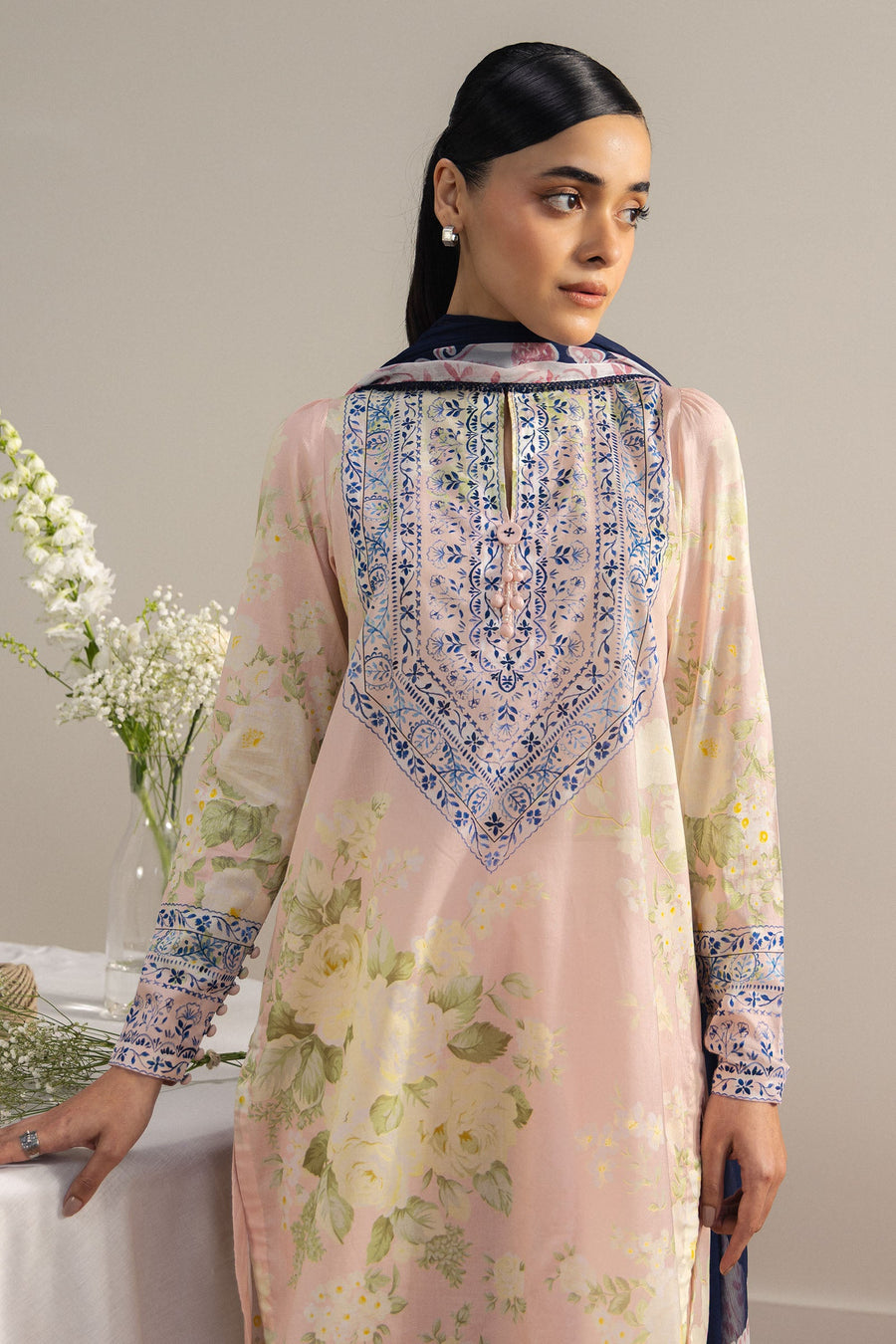 Coco by Zara Shahjahan Prints Unstitched Lawn 3Pc Suit D-01A Haru