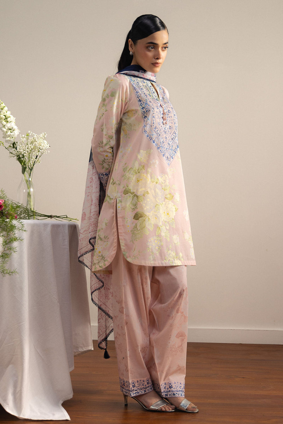 Coco by Zara Shahjahan Prints Unstitched Lawn 3Pc Suit D-01A Haru