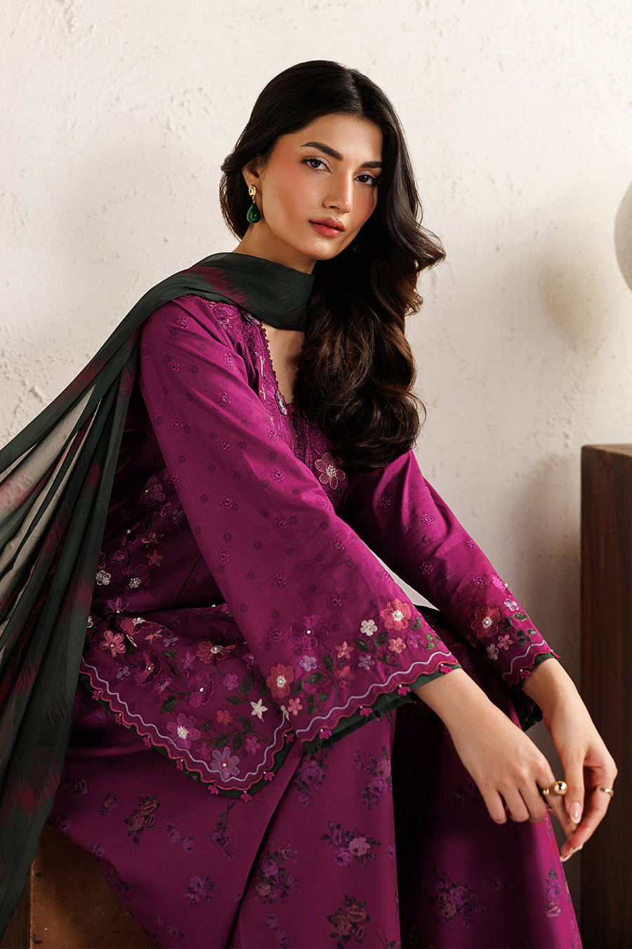 IZNIK Festive Lawn Unstitched Embroidered 3Pc Suit IBE-01