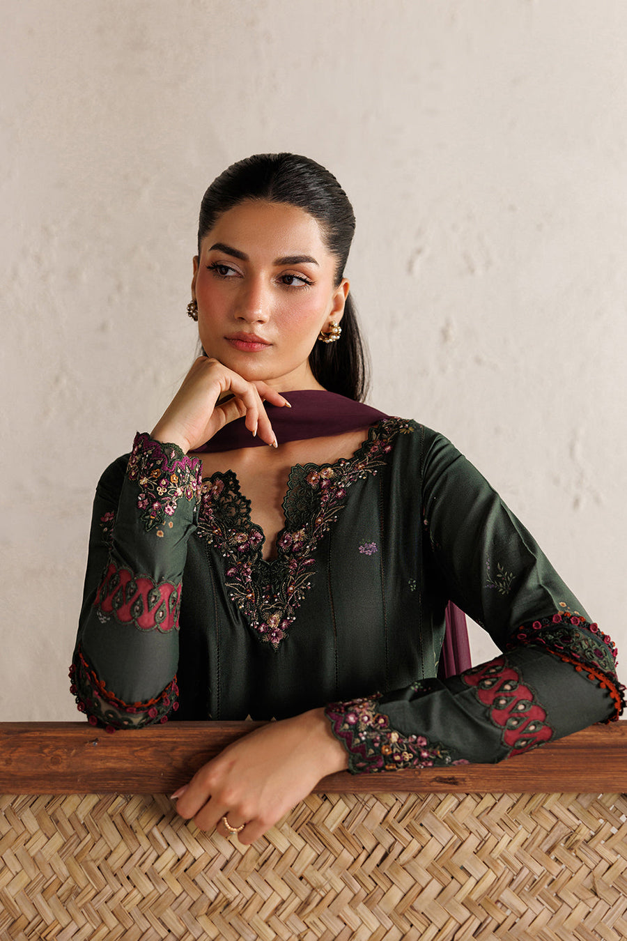 IZNIK Festive Lawn Unstitched Embroidered 3Pc Suit IBE-03