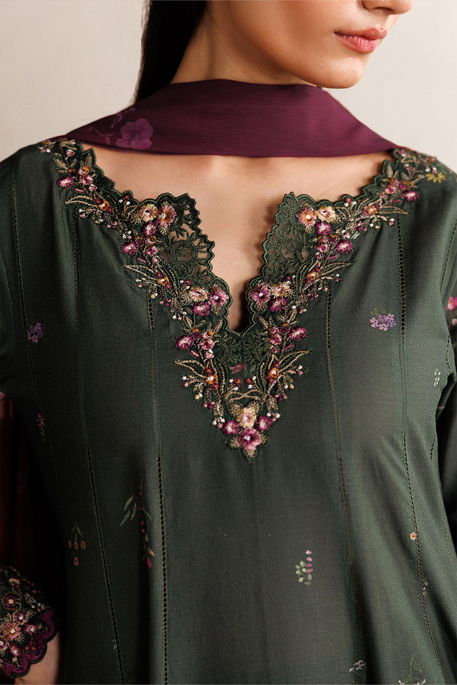 IZNIK Festive Lawn Unstitched Embroidered 3Pc Suit IBE-03