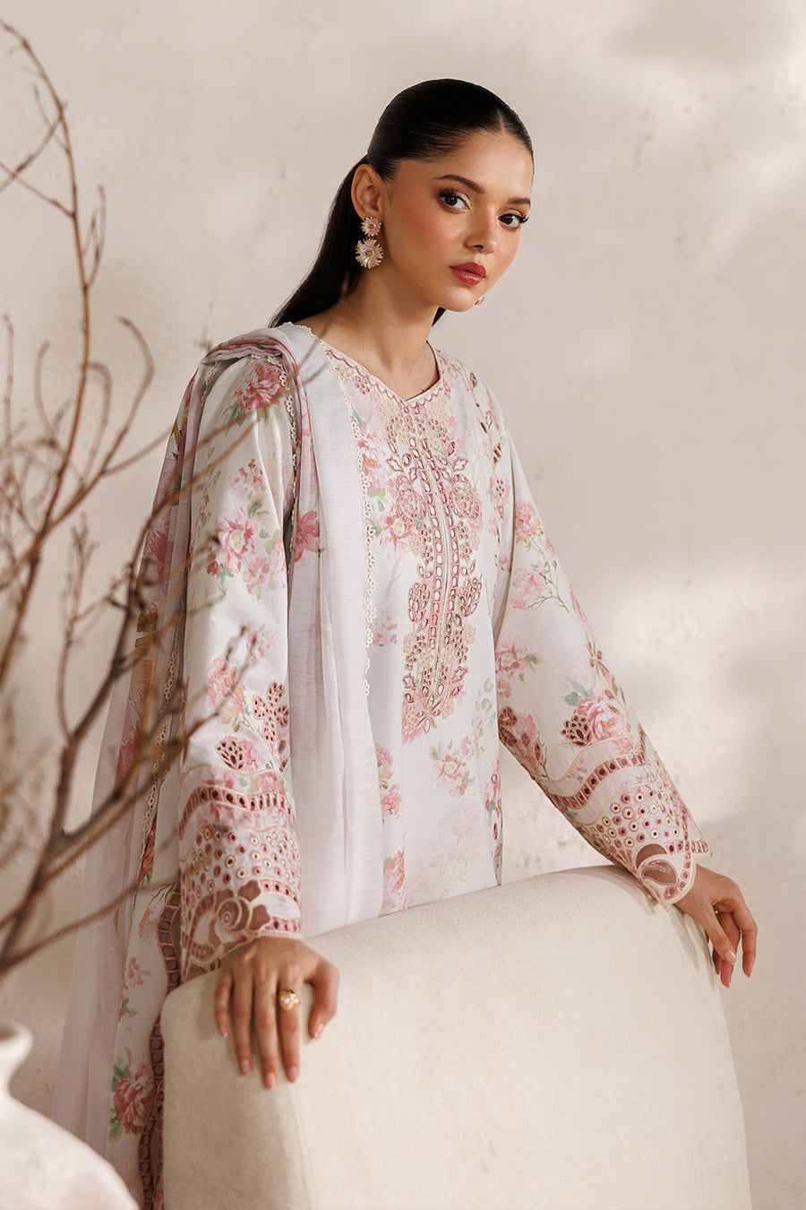 IZNIK Festive Lawn Unstitched Embroidered 3Pc Suit IBE-04