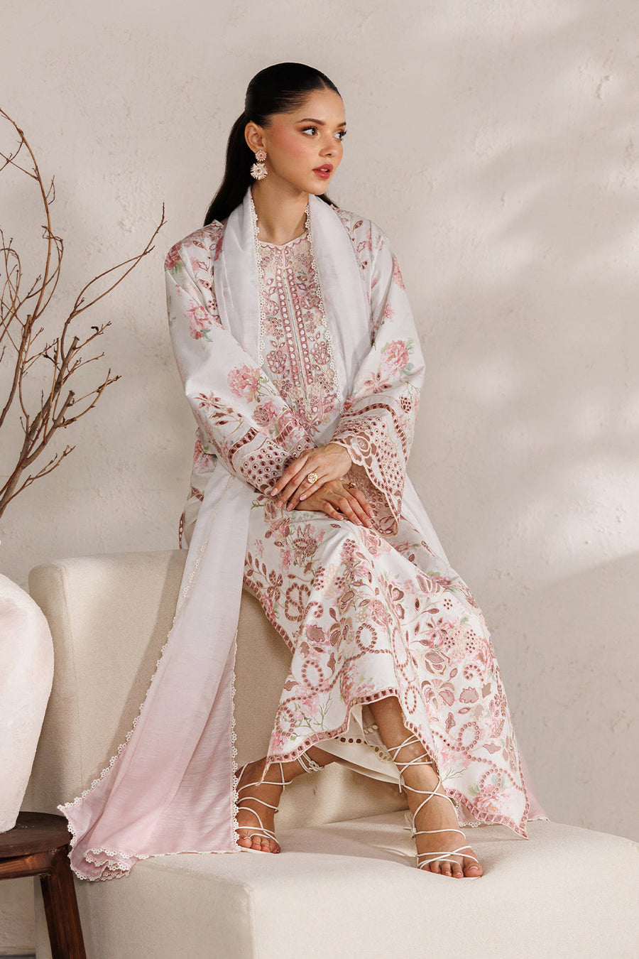 IZNIK Festive Lawn Unstitched Embroidered 3Pc Suit IBE-04