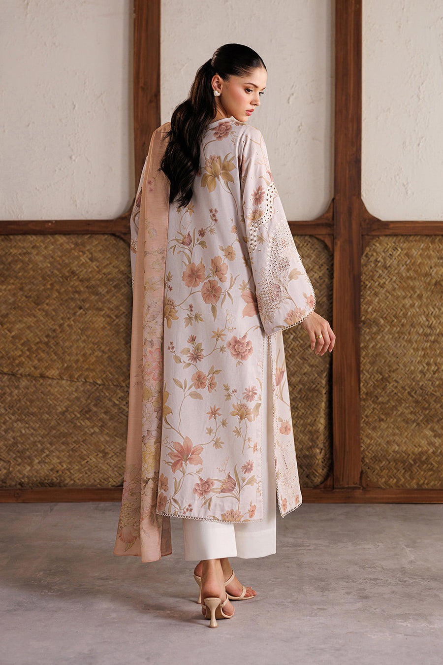 IZNIK Festive Lawn Unstitched Embroidered 3Pc Suit IBE-05
