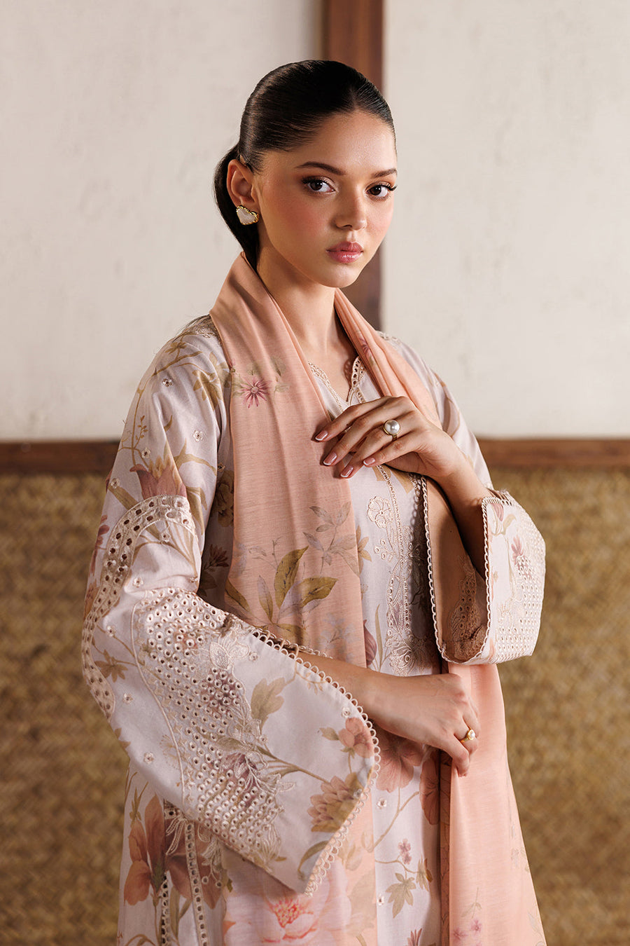 IZNIK Festive Lawn Unstitched Embroidered 3Pc Suit IBE-05