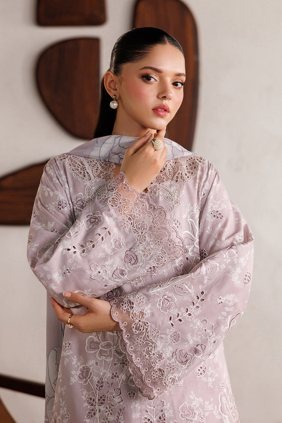 IZNIK Festive Lawn Unstitched Embroidered 3Pc Suit IBE-07