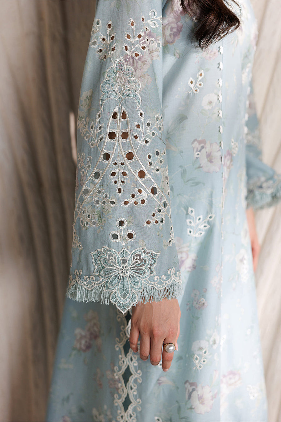 IZNIK Festive Lawn Unstitched Embroidered 3Pc Suit IBE-10