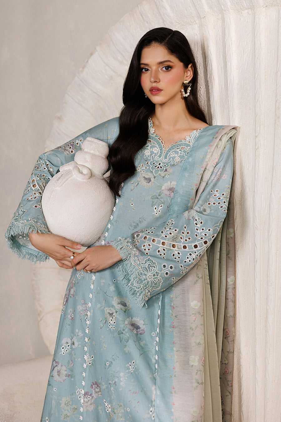 IZNIK Festive Lawn Unstitched Embroidered 3Pc Suit IBE-10