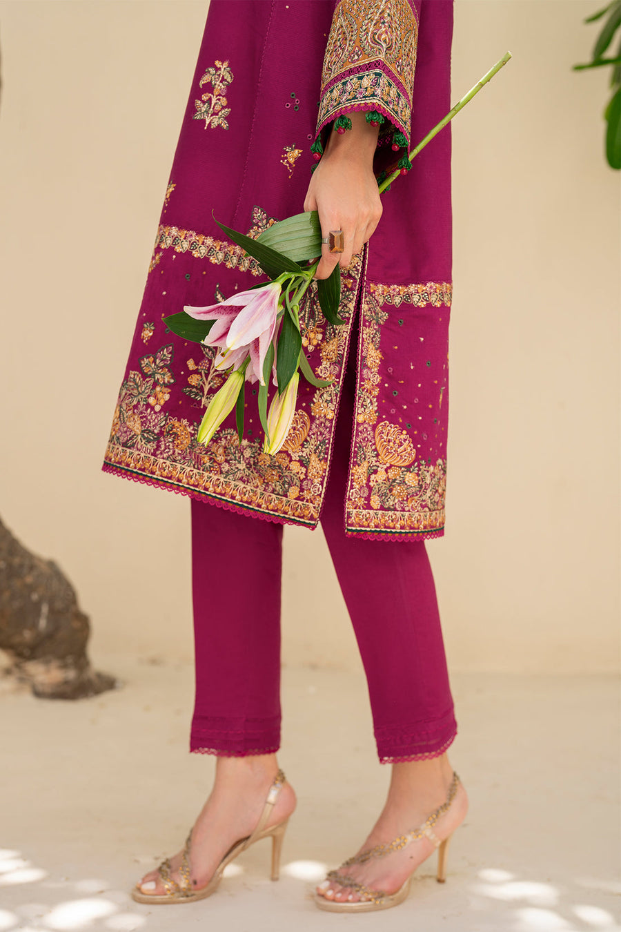 Iris by Jazmin Embroidered Lawn Unstitched 3Pc Suit IL-SS24-D10