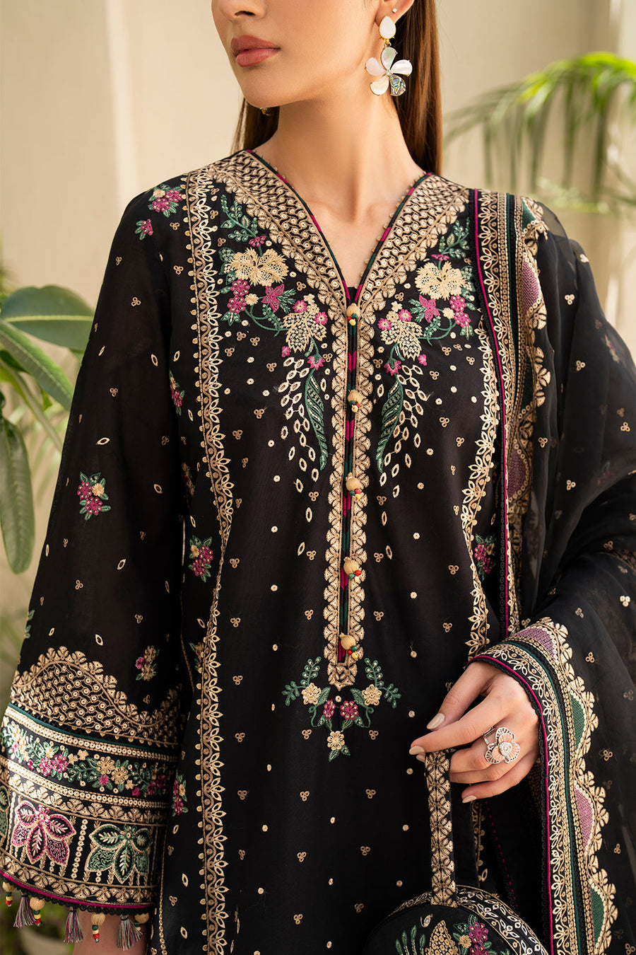 Iris by Jazmin Embroidered Lawn Unstitched 3Pc Suit IL-SS24-D4