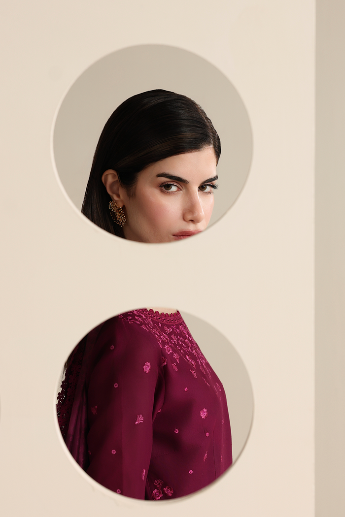 Jazmin Iris Luxury Lawn Unstitched Embroidered 3Pc Suit IL26-D02