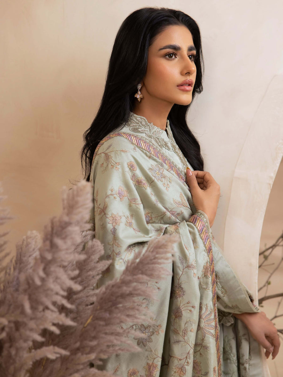 IZNIK Embroidered Winter Viscose Unstitched 3Pc Suit ILW-04 Claire