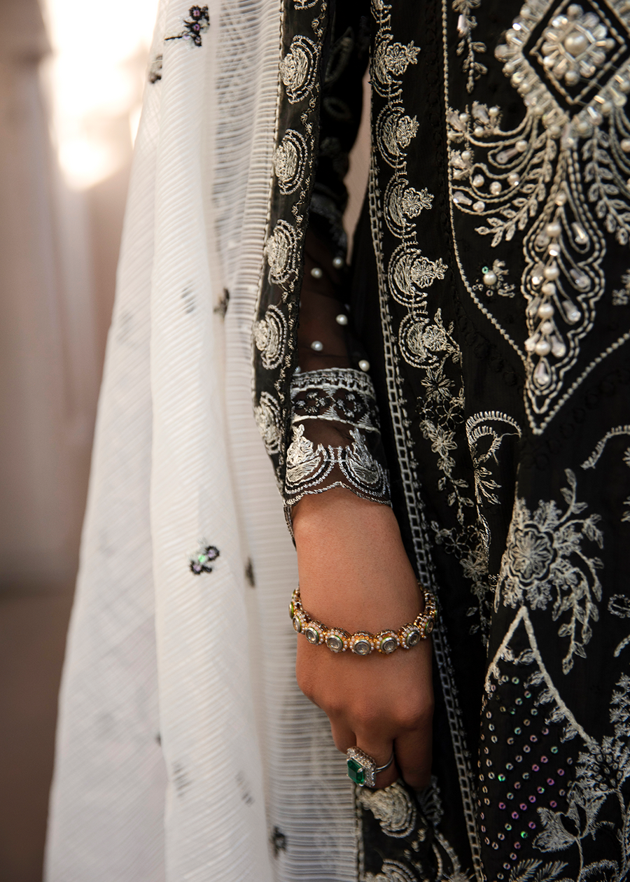 MOK Rang e Noor Embroidered Grip 3Pc Suit Neel Kamal - Black