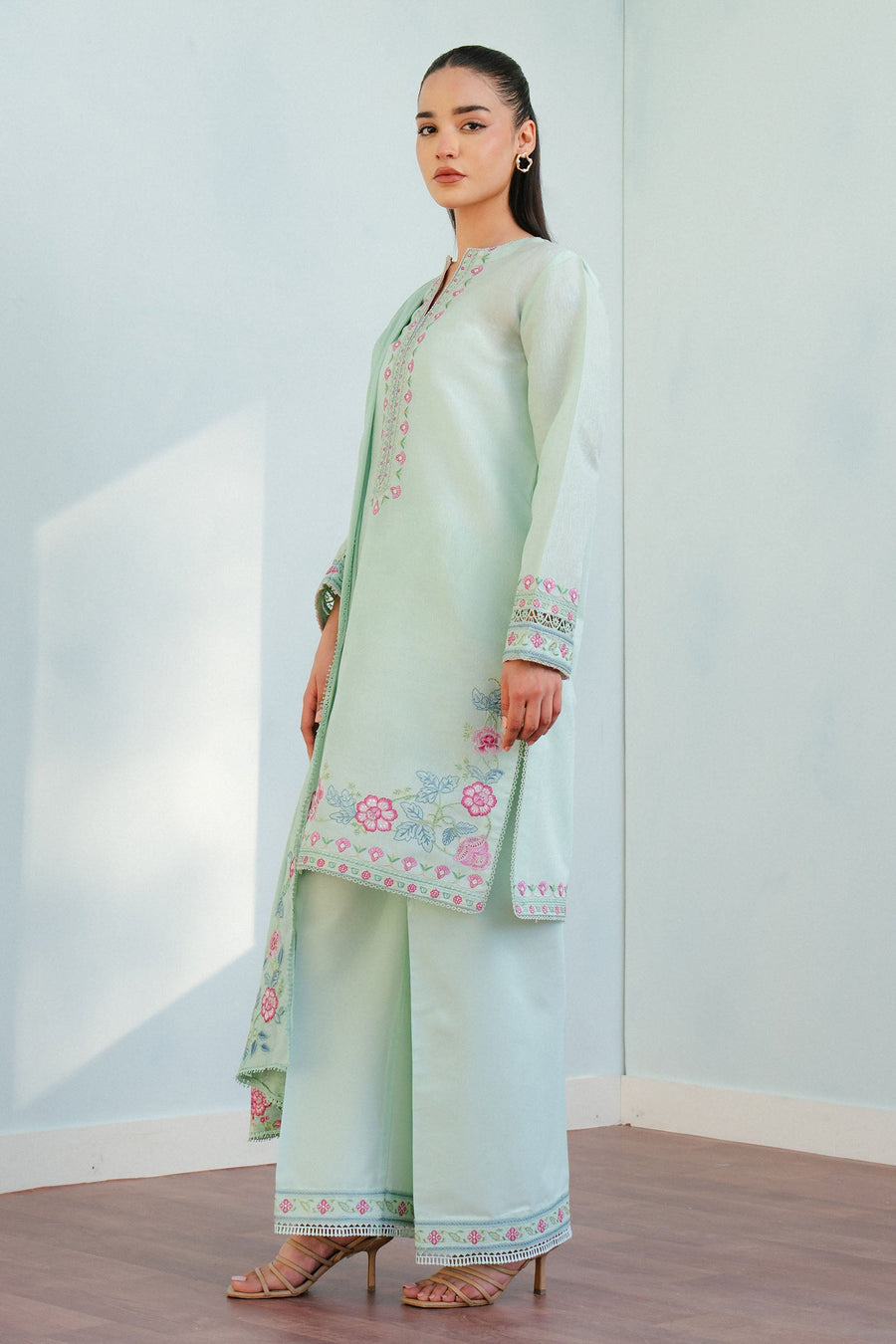 Coco by Zara Shahjahan Embroidered Lawn Unstitched 3Pc Suit D-09A INDI