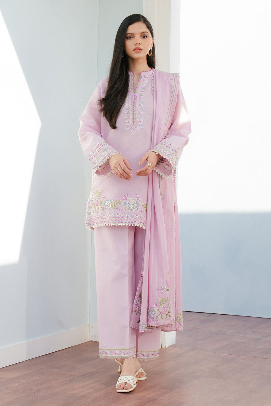 Coco by Zara Shahjahan Embroidered Lawn Unstitched 3Pc Suit D-09B INDI