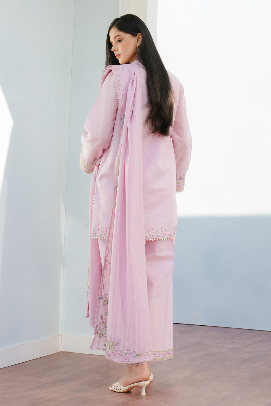 Coco by Zara Shahjahan Embroidered Lawn Unstitched 3Pc Suit D-09B INDI
