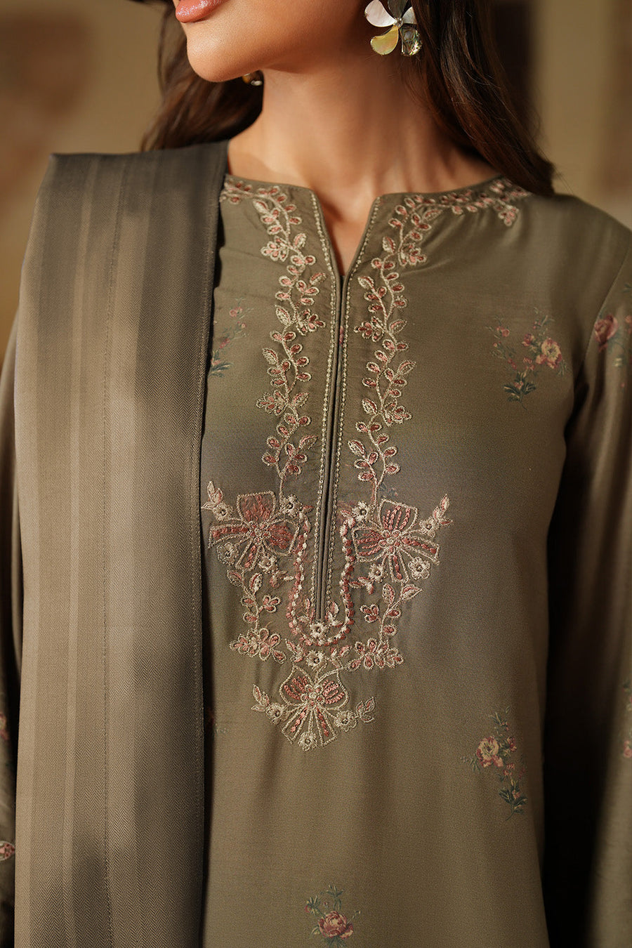IZNIK Pre Fall Embroidered Viscose Linen Unstitched 3Pc Suit IPF-02