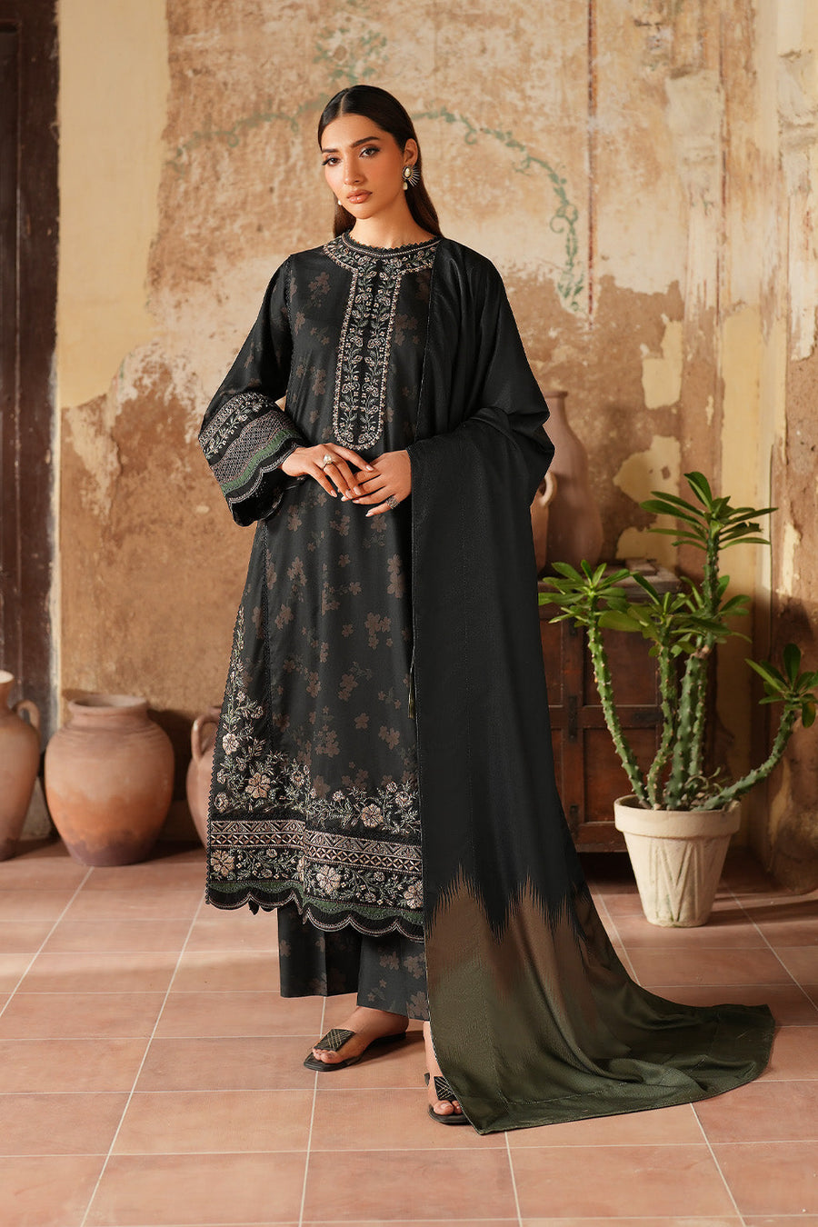 IZNIK Pre Fall Embroidered Viscose Linen Unstitched 3Pc Suit IPF-06