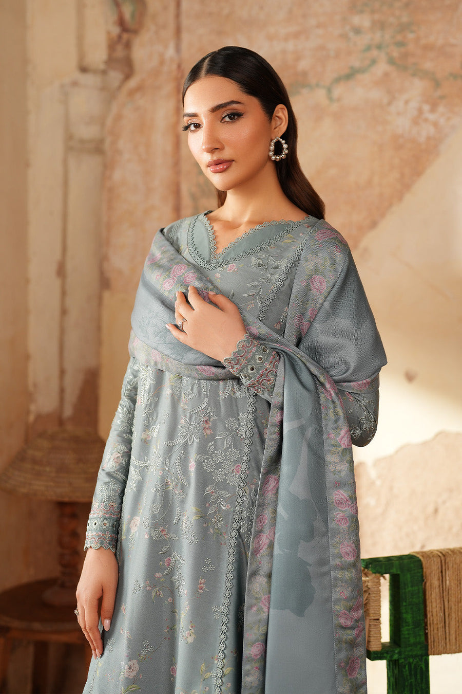 IZNIK Pre Fall Embroidered Viscose Linen Unstitched 3Pc Suit IPF-10