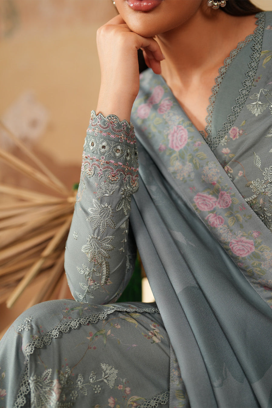 IZNIK Pre Fall Embroidered Viscose Linen Unstitched 3Pc Suit IPF-10