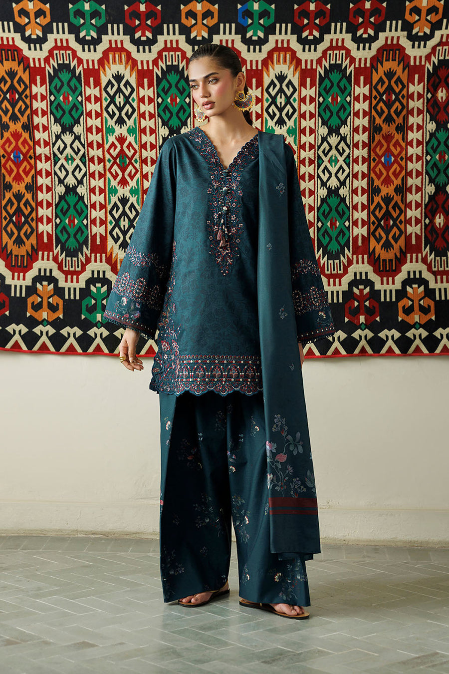 IZNIK Pre Fall Embroidered Viscose Linen Unstitched 3Pc Suit IPF-21