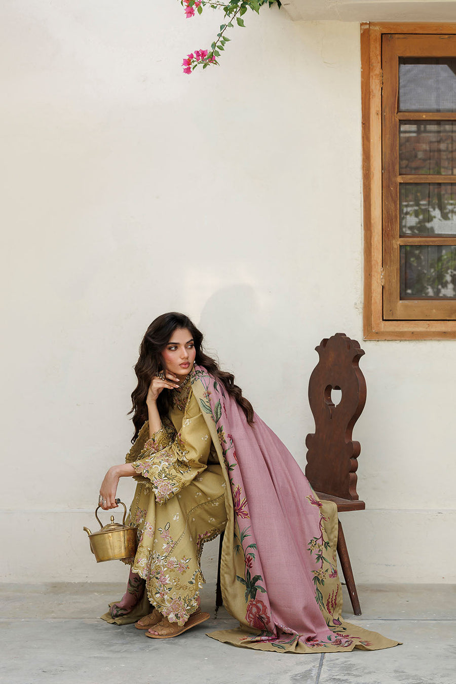IZNIK Pre Fall Embroidered Viscose Linen Unstitched 3Pc Suit IPF-23