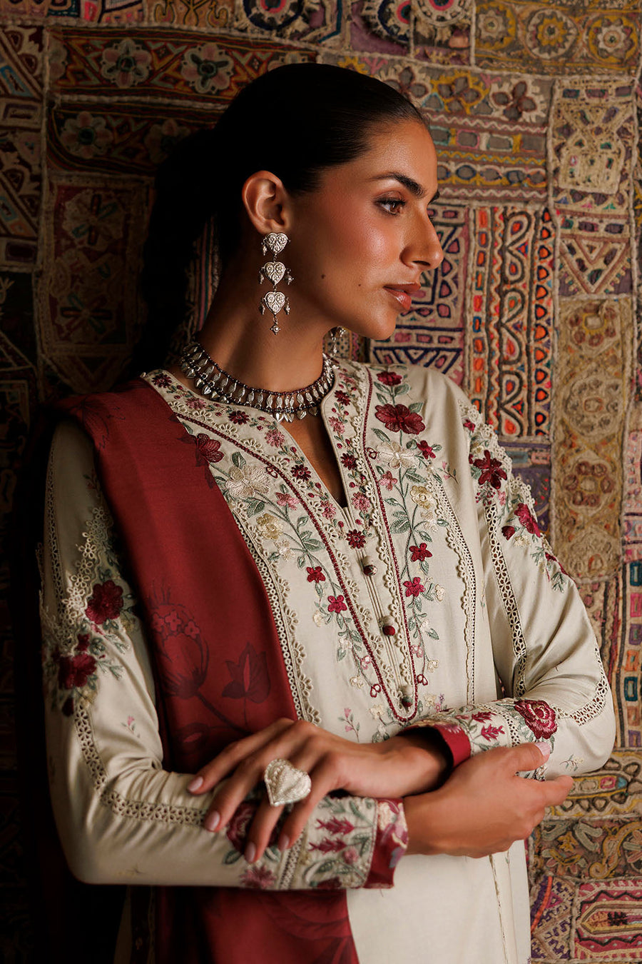 IZNIK Pre Fall Embroidered Viscose Linen Unstitched 3Pc Suit IPF-28