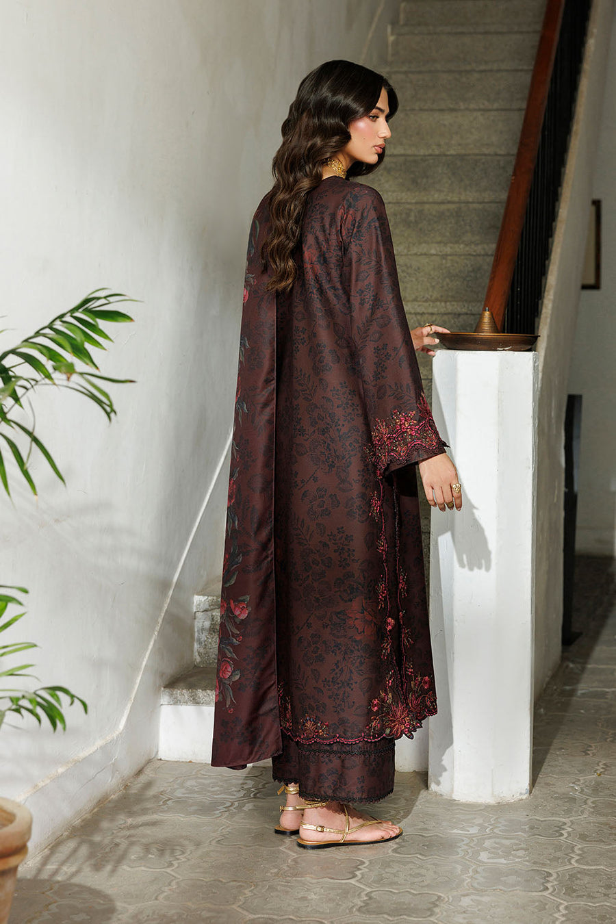 IZNIK Pre Fall Embroidered Viscose Linen Unstitched 3Pc Suit IPF-29