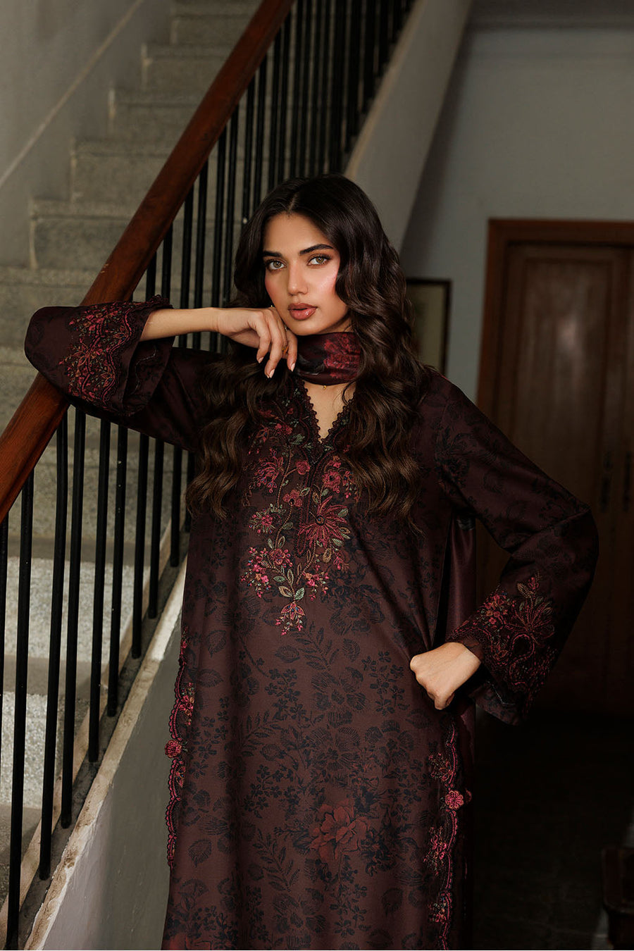IZNIK Pre Fall Embroidered Viscose Linen Unstitched 3Pc Suit IPF-29