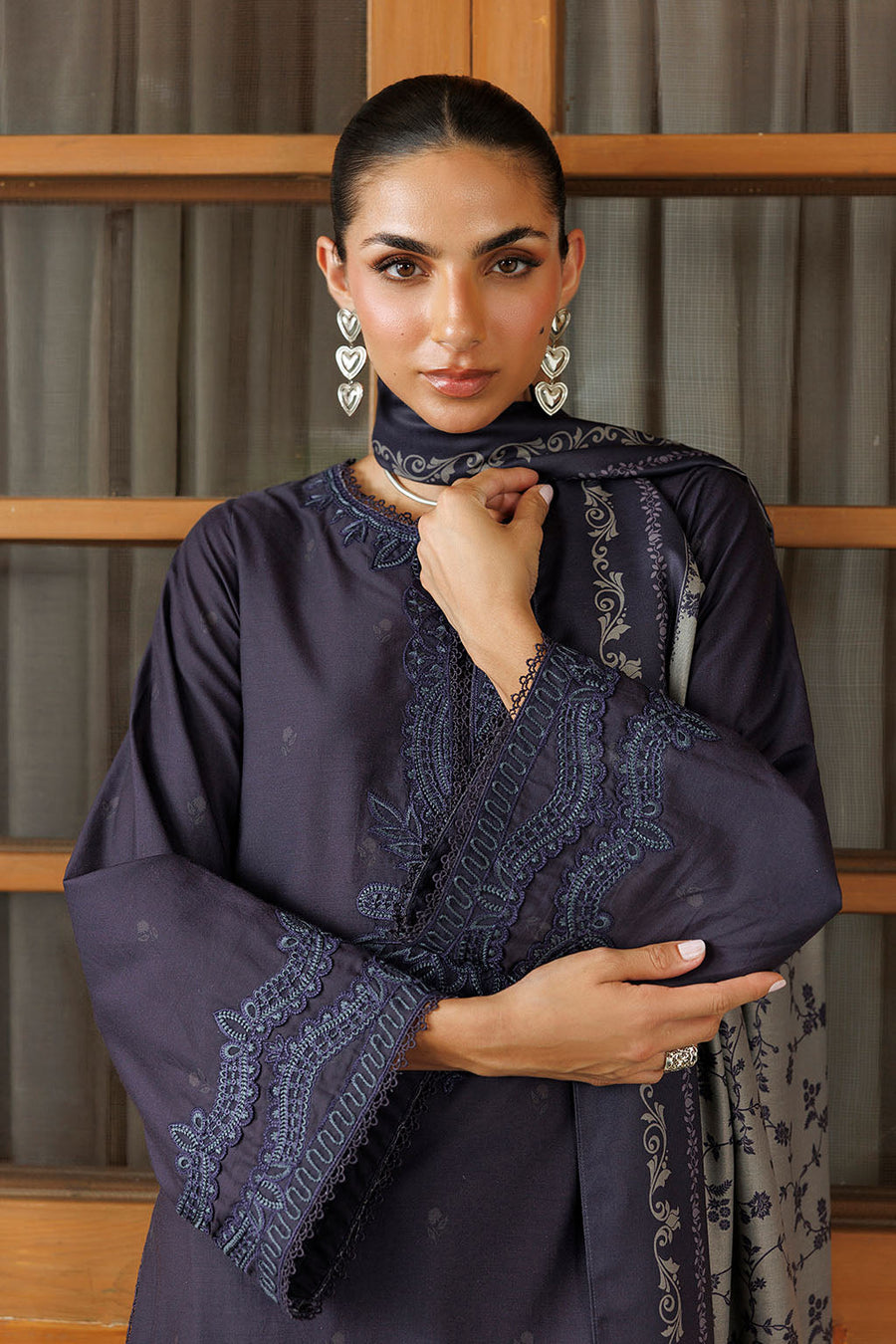 IZNIK Pre Fall Embroidered Viscose Linen Unstitched 3Pc Suit IPF-30