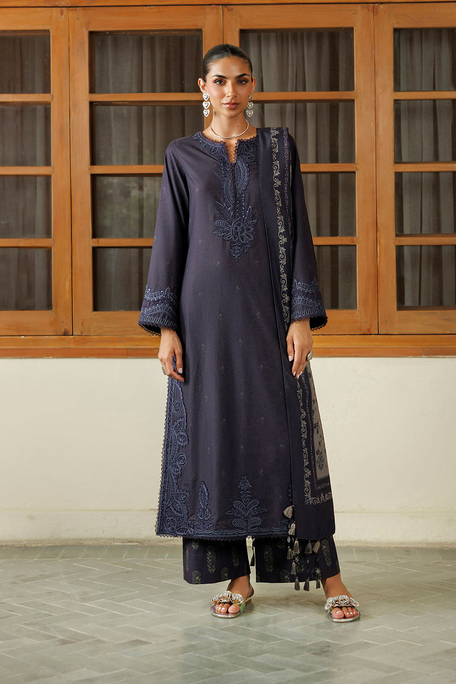 IZNIK Pre Fall Embroidered Viscose Linen Unstitched 3Pc Suit IPF-30