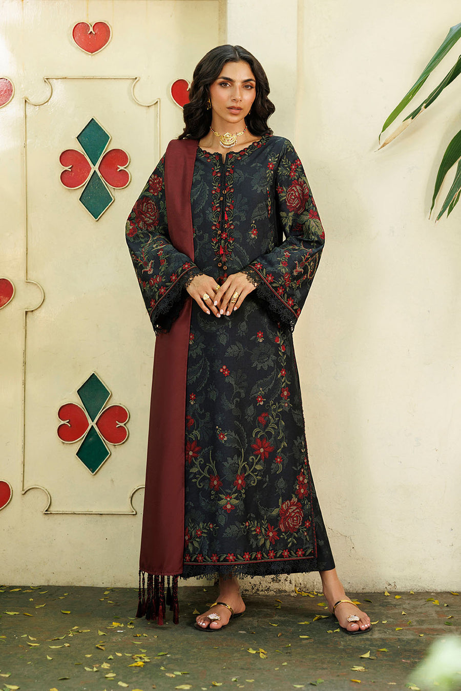 IZNIK Pre Fall Embroidered Viscose Linen Unstitched 3Pc Suit IPF-31