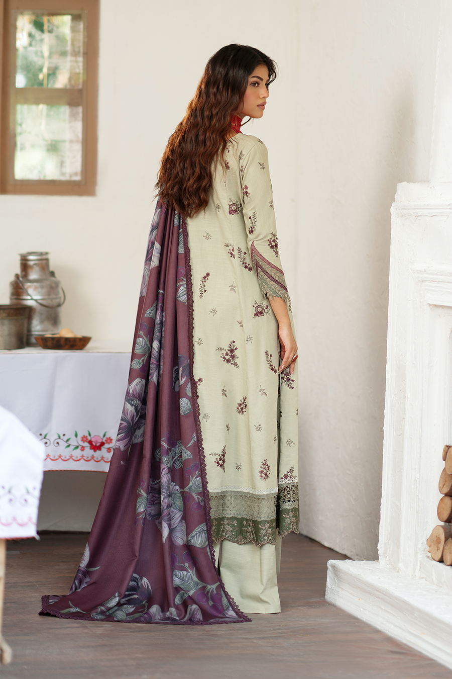 IZNIK Premium Embroidered Winter Khaddar Unstitched 3Pc Suit IPK-12