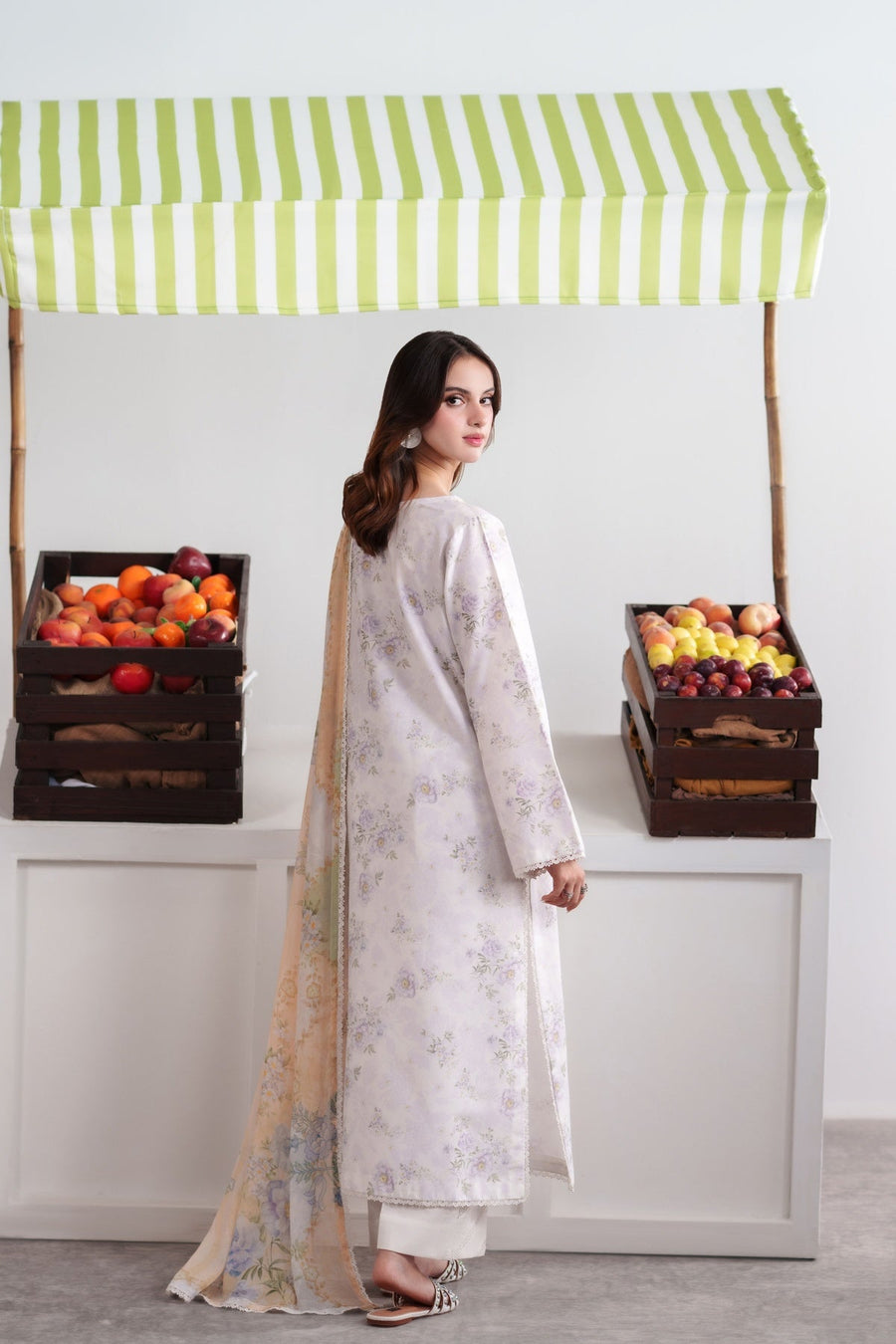 Neeshay Summer Diary Embroidered Lawn Unstitched 3Pc Suit - IVORY BLOOM