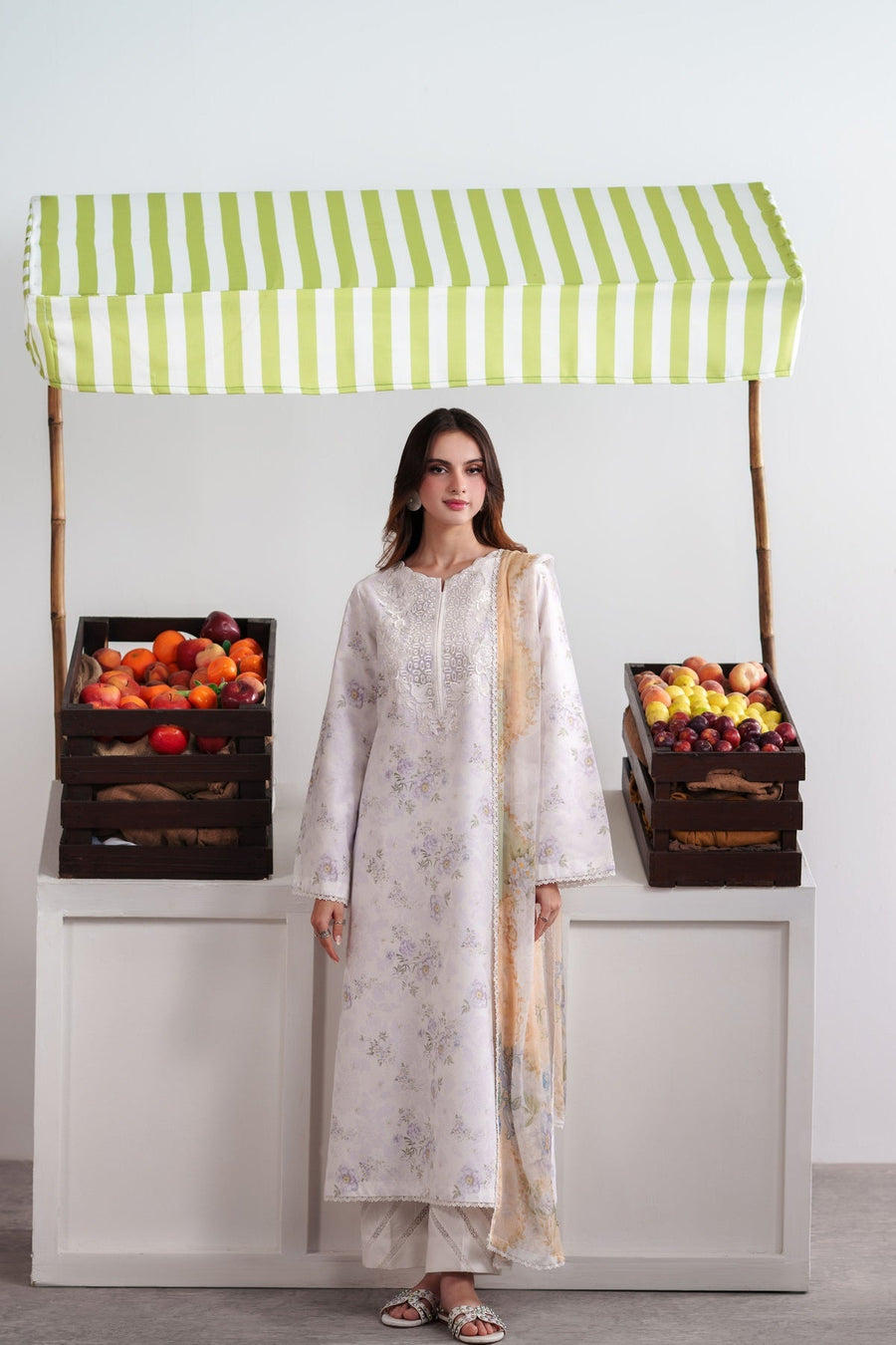 Neeshay Summer Diary Embroidered Lawn Unstitched 3Pc Suit - IVORY BLOOM