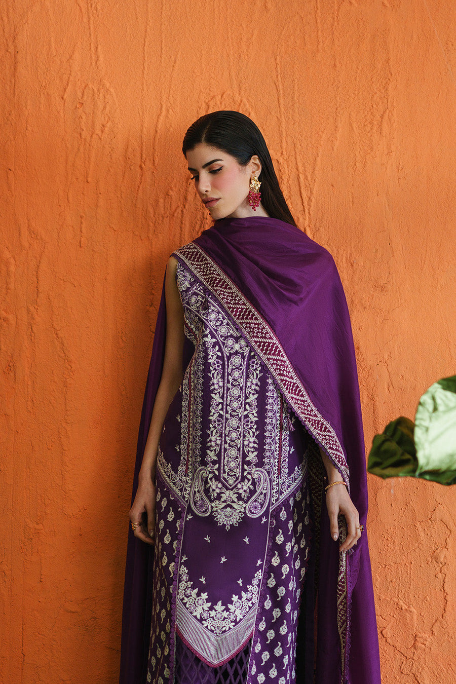 Zariya Zaira Embroidered Luxury Lawn Unstitched 3Pc Suit ZB6S100 IZETTA