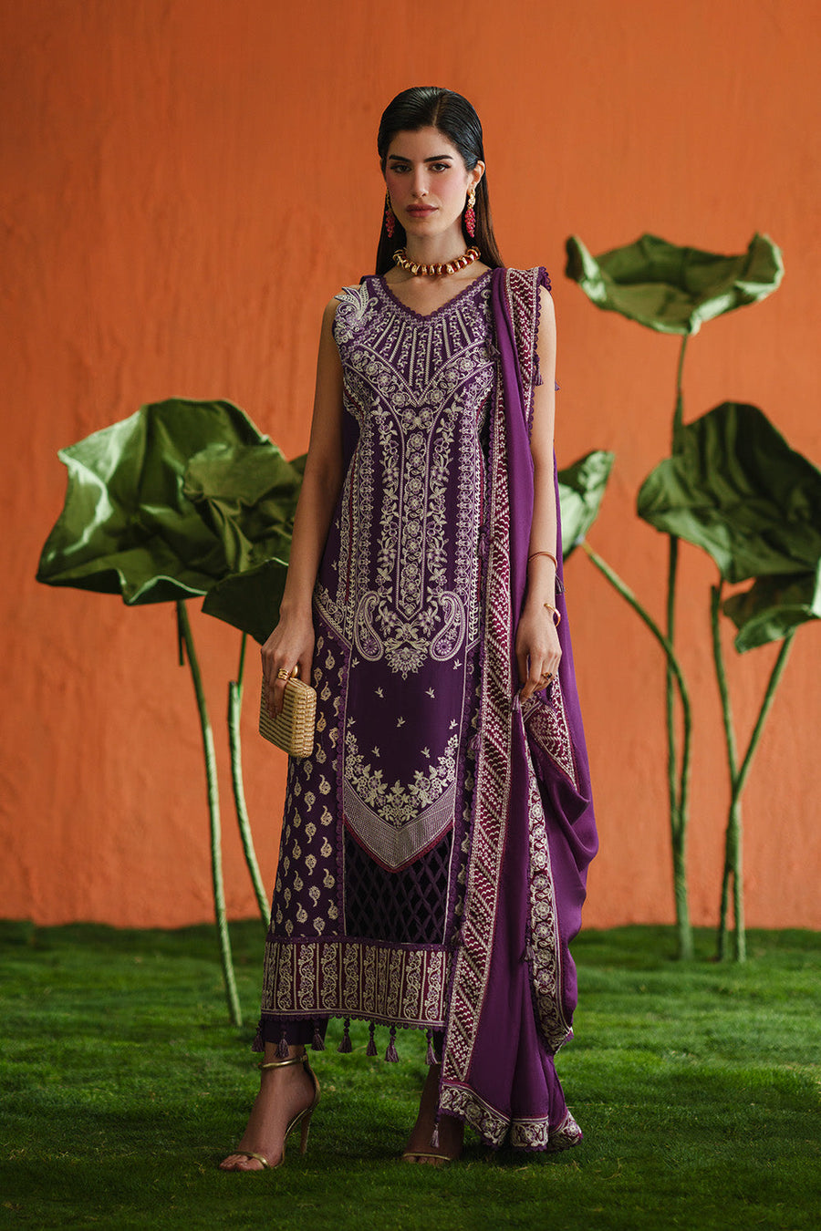 Zariya Zaira Embroidered Luxury Lawn Unstitched 3Pc Suit ZB6S100 IZETTA